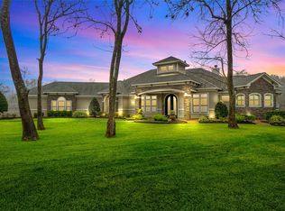 5902 Bit Pl, Cove, TX 77523