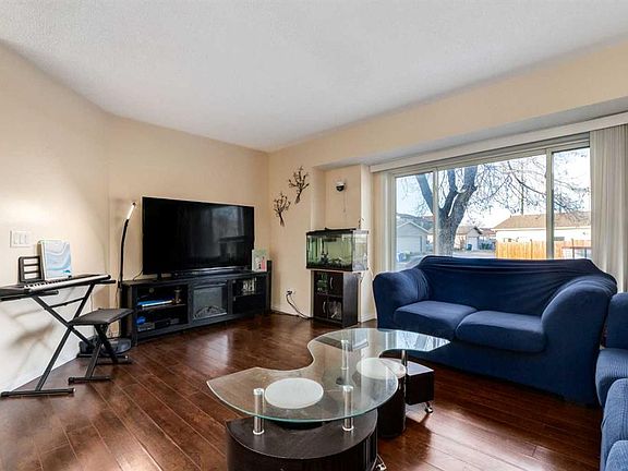 4th image of 150 N Martinbrook Rd NE