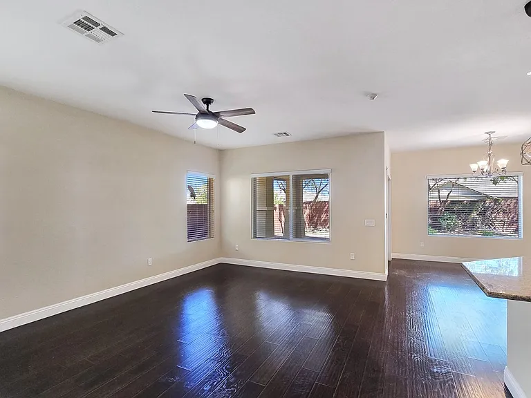 10667 Harvest Green Way — Photo 7