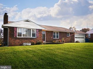 3541 Sycamore Rd, Dover, PA 17315