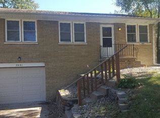 2621 N 73rd St, Omaha, NE 68134