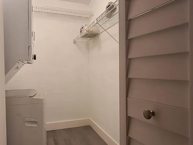 605 SW 75th St #102 — Photo 15
