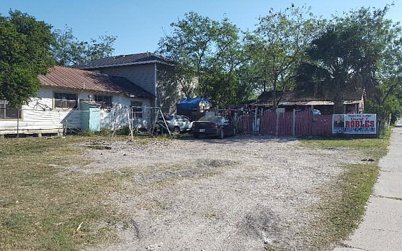 5th image of 1434 E 12th St