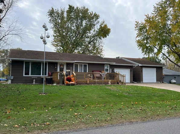 119 W 10th St, Buffalo City, WI 54622