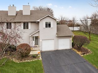 4216 Fawn Ct, Joliet, IL 60431