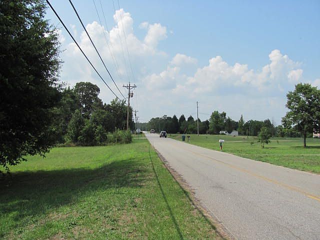 2nd image of 2816 Hudson Rivers Church Rd