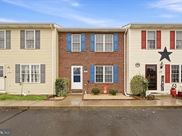 112 Kadies Ln, Edinburg, VA 22824
