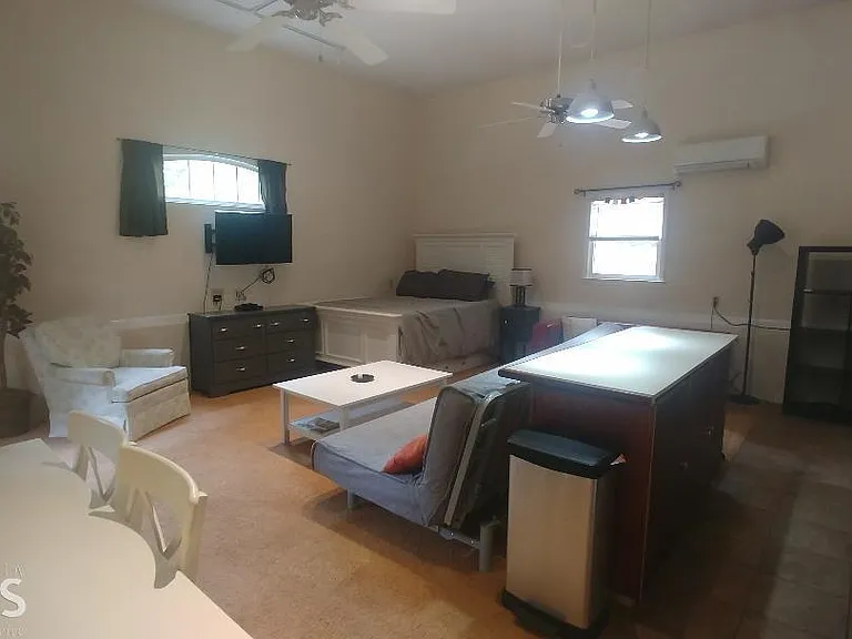 180 Cedar Cir — Photo 5