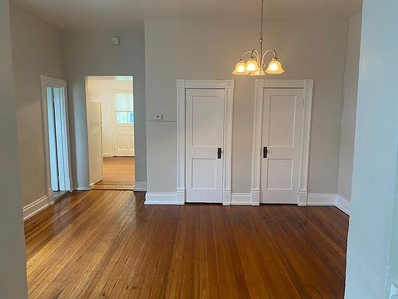 3rd image of 104 Kayser Ave