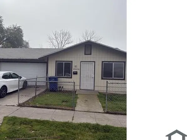 2645 W Robinson Ave Unit B, Fresno, CA 93705