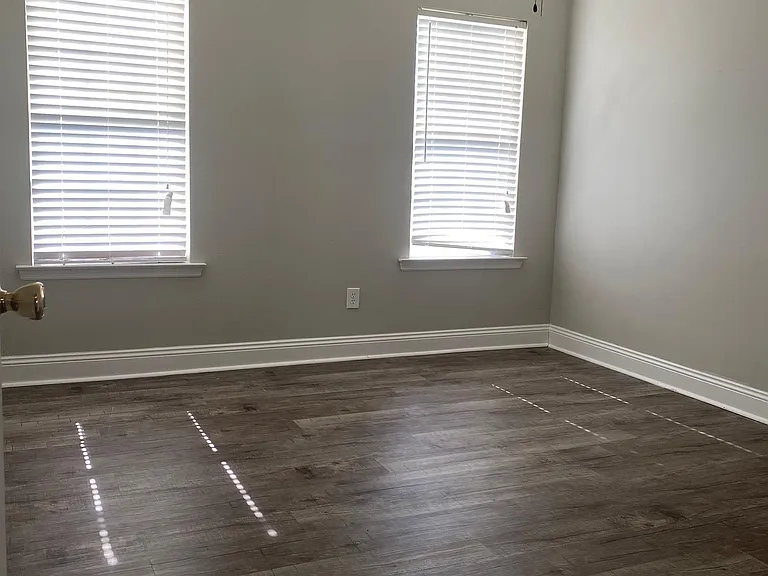 166 Stafford Rd — Photo 11