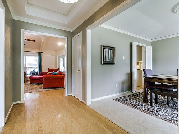 5th image of 7032 Hillwood Ln