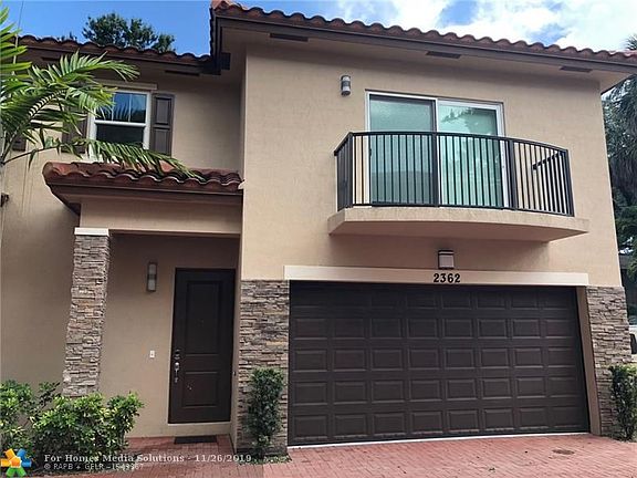 4th image of 2362 SW 18th Ave #2362