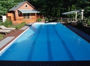 2 Van Scoys Path E, East Hampton, NY 11937