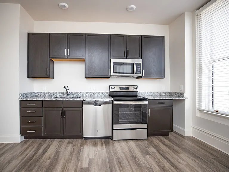 Bell Lofts — Photo 32