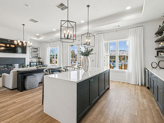 4th image of 10 Bridgestone Ave #92