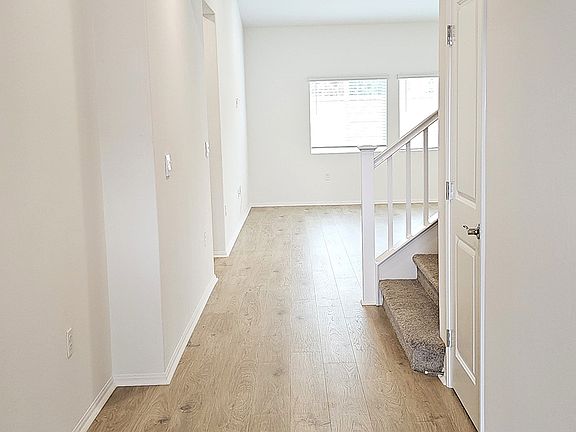 2nd image of 23527 Western Goldenrod St