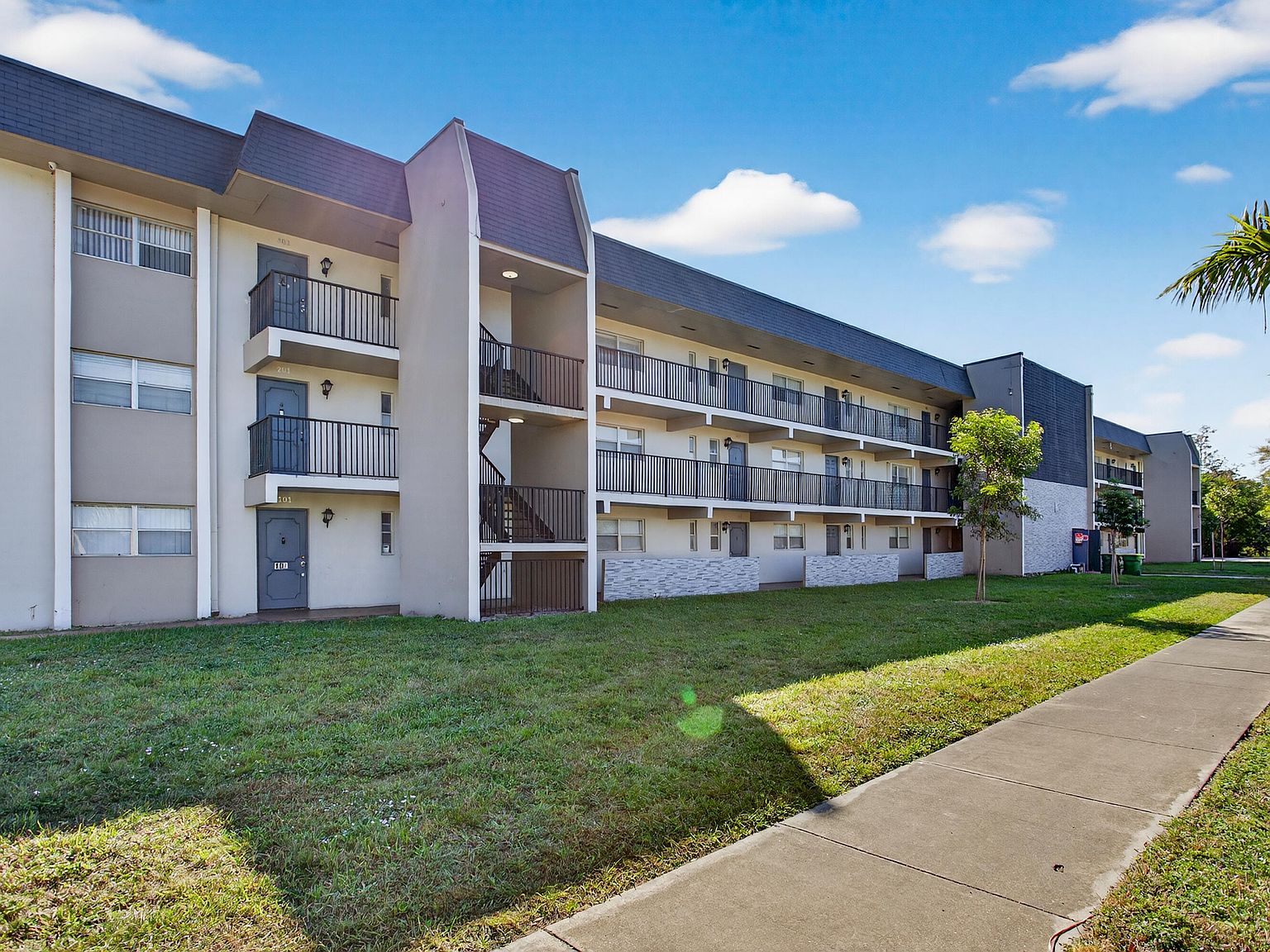 7820 S Colony Circle #109