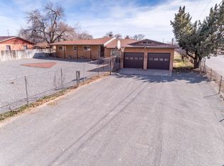 2910 Barcelona Rd SW, Albuquerque, NM 87105