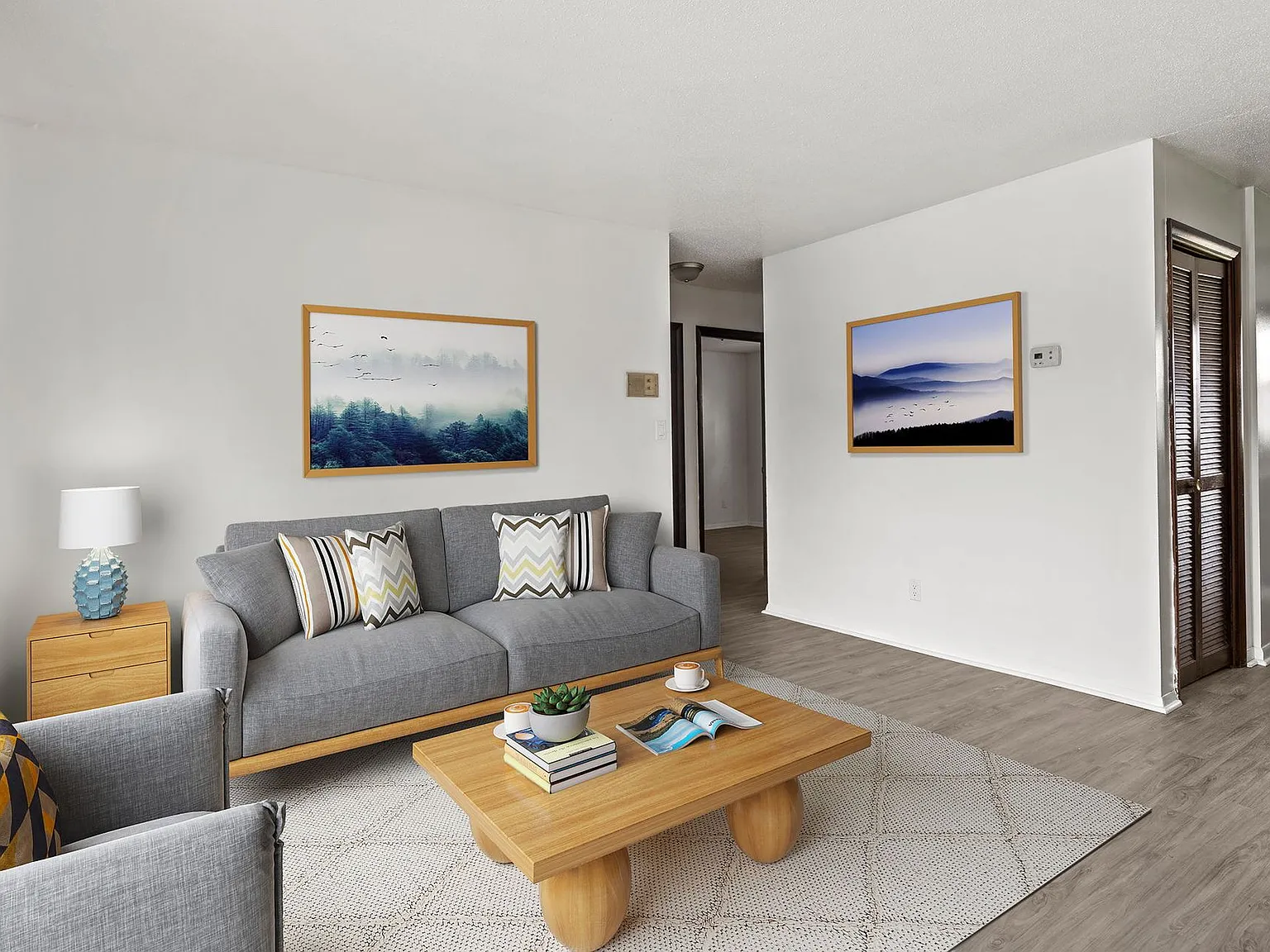 Hollyglen Apartments - Your Next Home in the Heart of Yorktown Schools — Photo 2