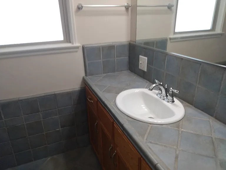 114 E Yale Ave #114 — Photo 13