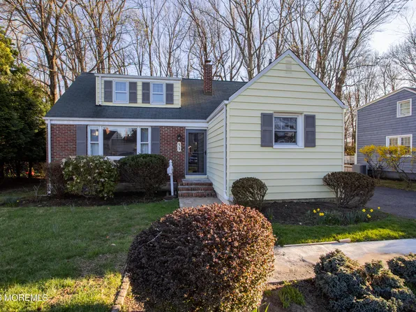 53 Little Silver Pkwy, Little Silver, NJ 07739