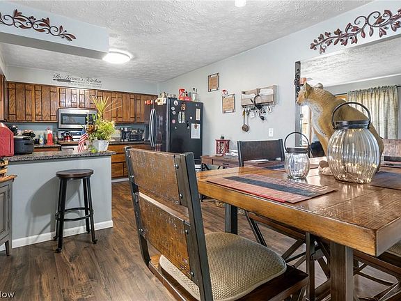 3rd image of 12581 Desellem Rd