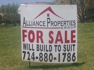 2010 Valley Forge Dr, Connellsville, PA 15425