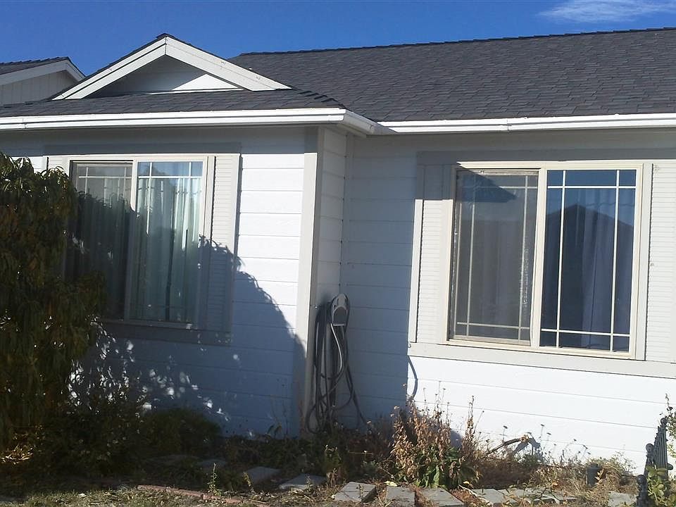 1st image of 922 Tonka Ln