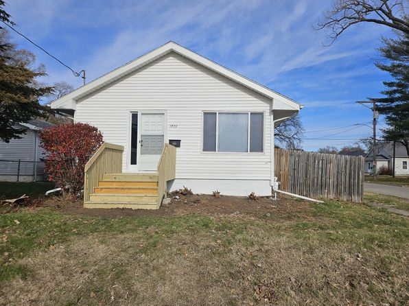 2722 E Washington Ave