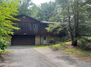 144 Birchwood Rd, Blakeslee, PA 18610