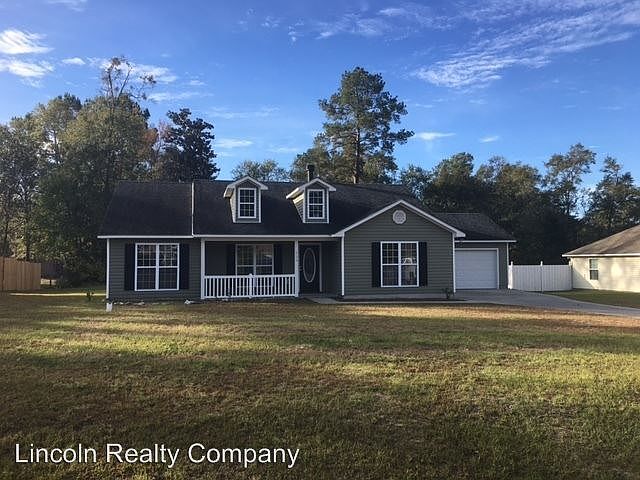 1st image of 233 Hilltop Cir