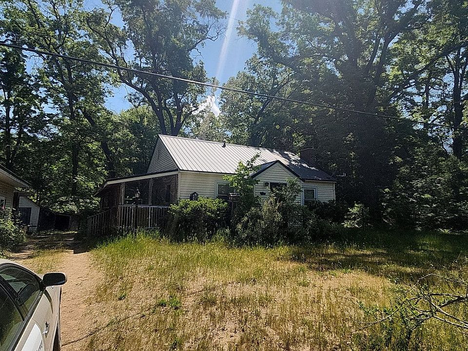 1st image of 7782 Holton Duck Lake Rd