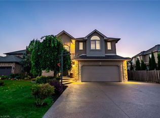 18 Konstantine Ct, Hamilton, ON L9B2T3