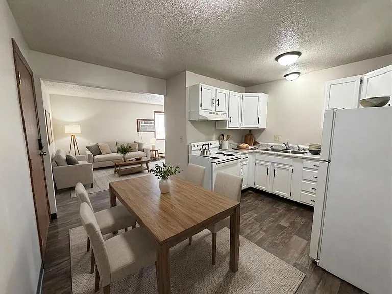 Dakota Apartments LLC — Photo 20