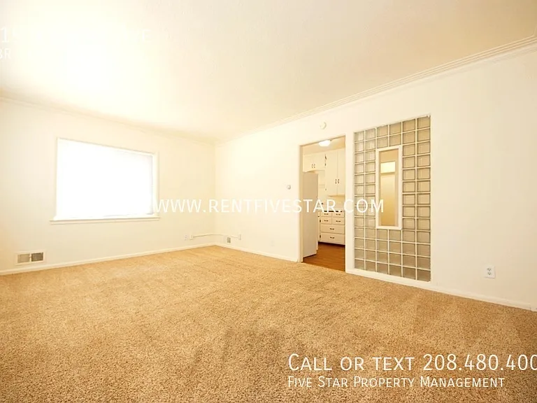 219 N Grant Ave — Photo 4