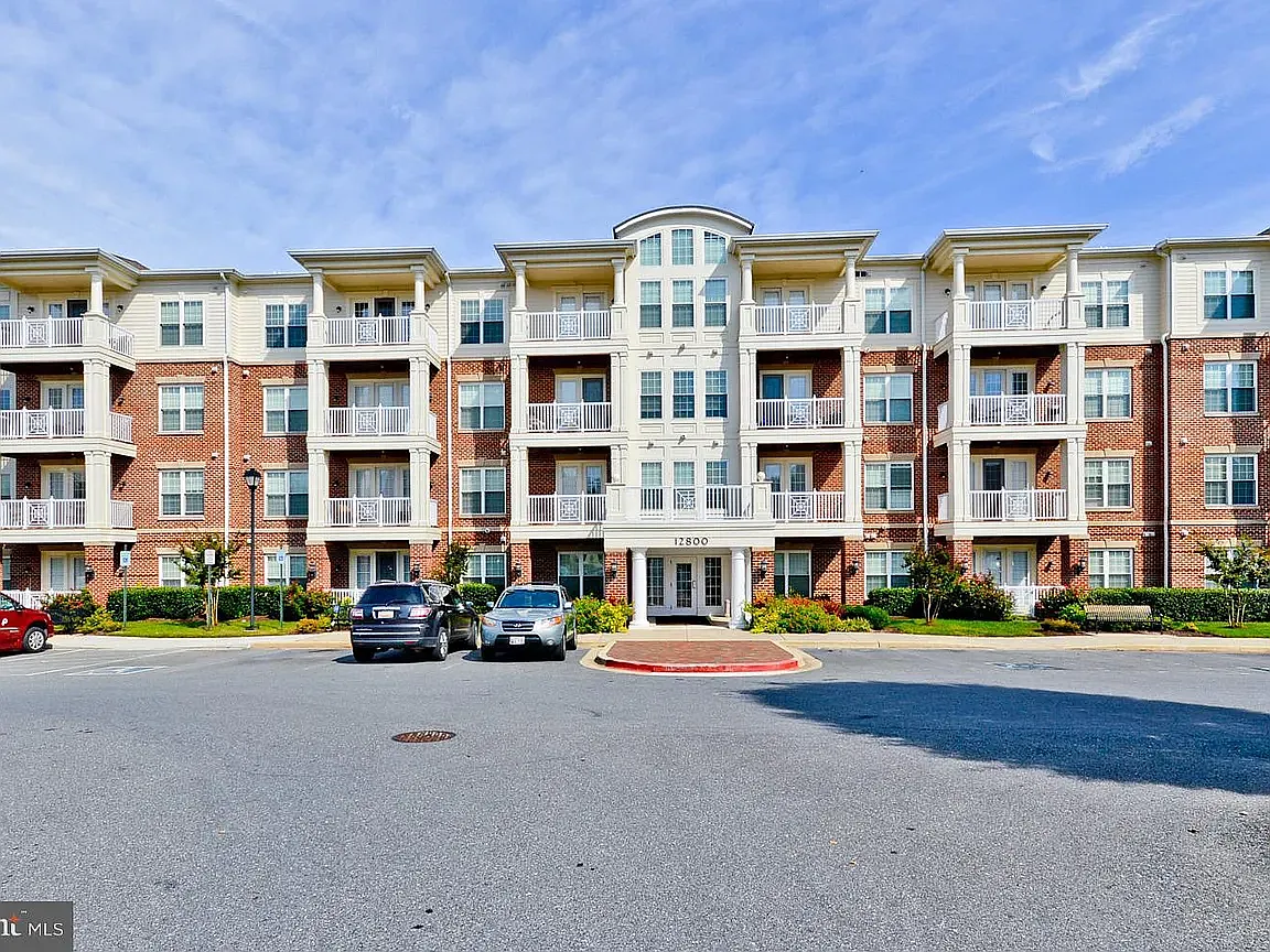 2 bed, 1555 sqft, $2,995 — Photo 1