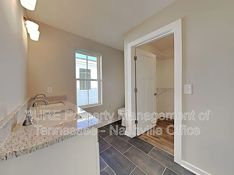 3407 Meadow Ct — Photo 18