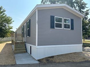51074 Mott Rd #121, Canton, MI 48188