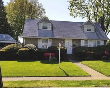 1256 Little Whaleneck Rd, Merrick, NY, 11566