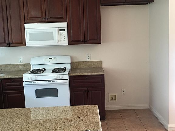 3rd image of 2526 Piedmont Ave