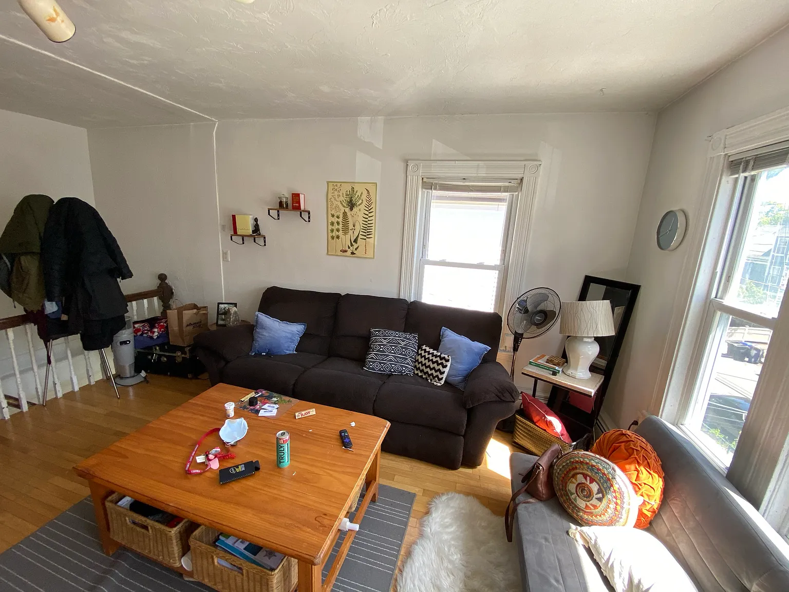 3 bed, 9999 sqft, $4,050 — Photo 3