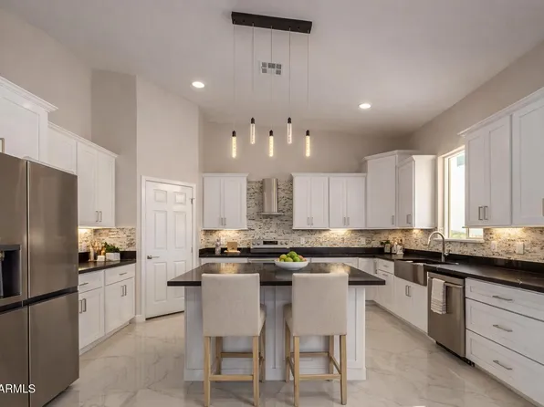 37182 W RAYMOND Street, Tonopah, AZ 85354