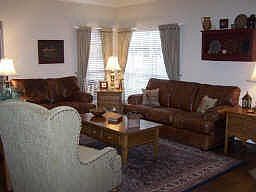 3rd image of 435 Richmond Place Dr