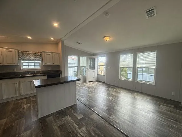 4125 Park St N #117 — Photo 5