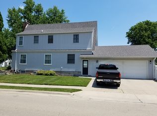 511 W 13th St, Sterling, IL 61081