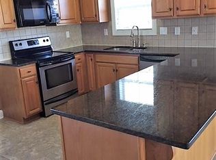 54 Country Club Loop, Wetumpka, AL 36092