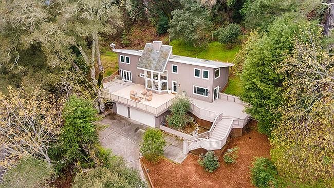 1st image of 221 Vista Verde Way