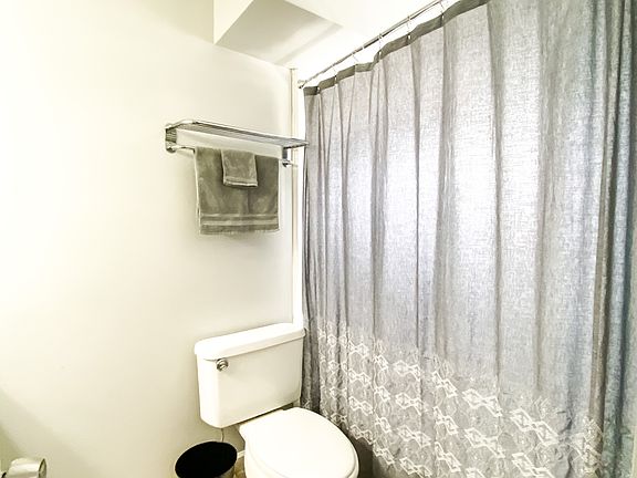 5th image of 2990 Rhodes Cir S APT 210