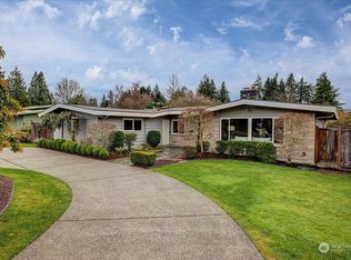 4131 94th Ave SE, Mercer Island, WA 98040